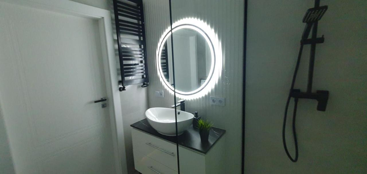 Better Place Modern Port Praski Apartman Varsó Kültér fotó